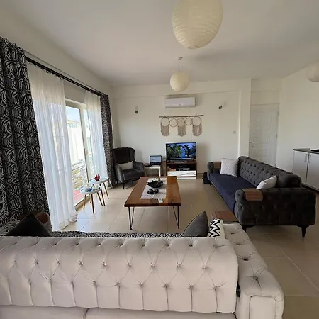 Esentepe Turtle Bay Village 2 Bedroom Penthouse Cirénia