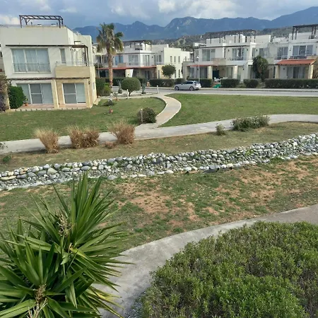 Esentepe Turtle Bay Village 2 Bedroom Penthouse Apartamento *